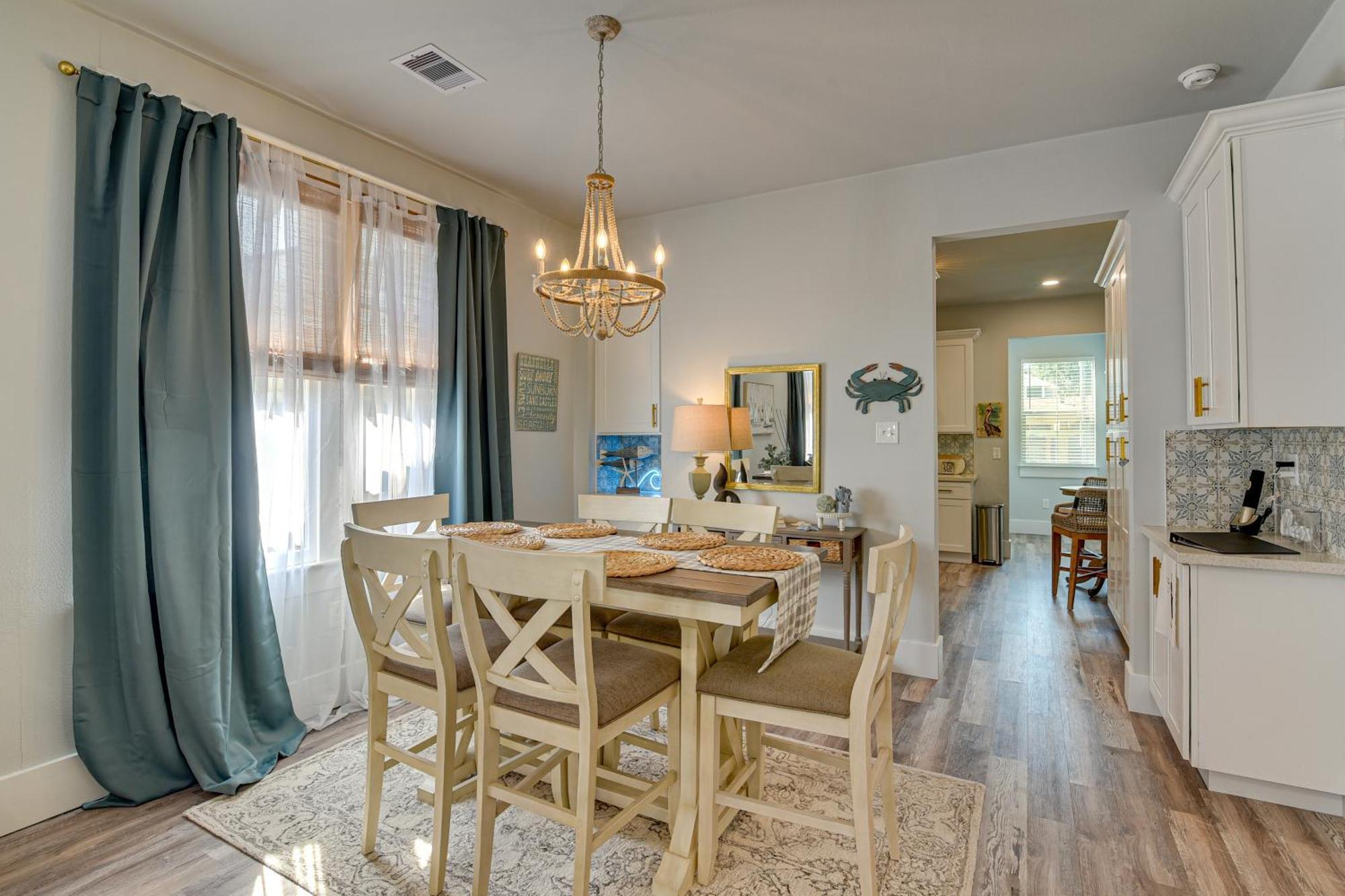 Walk To Galveston Beach Texas Home With Fenced Yard 外观 照片